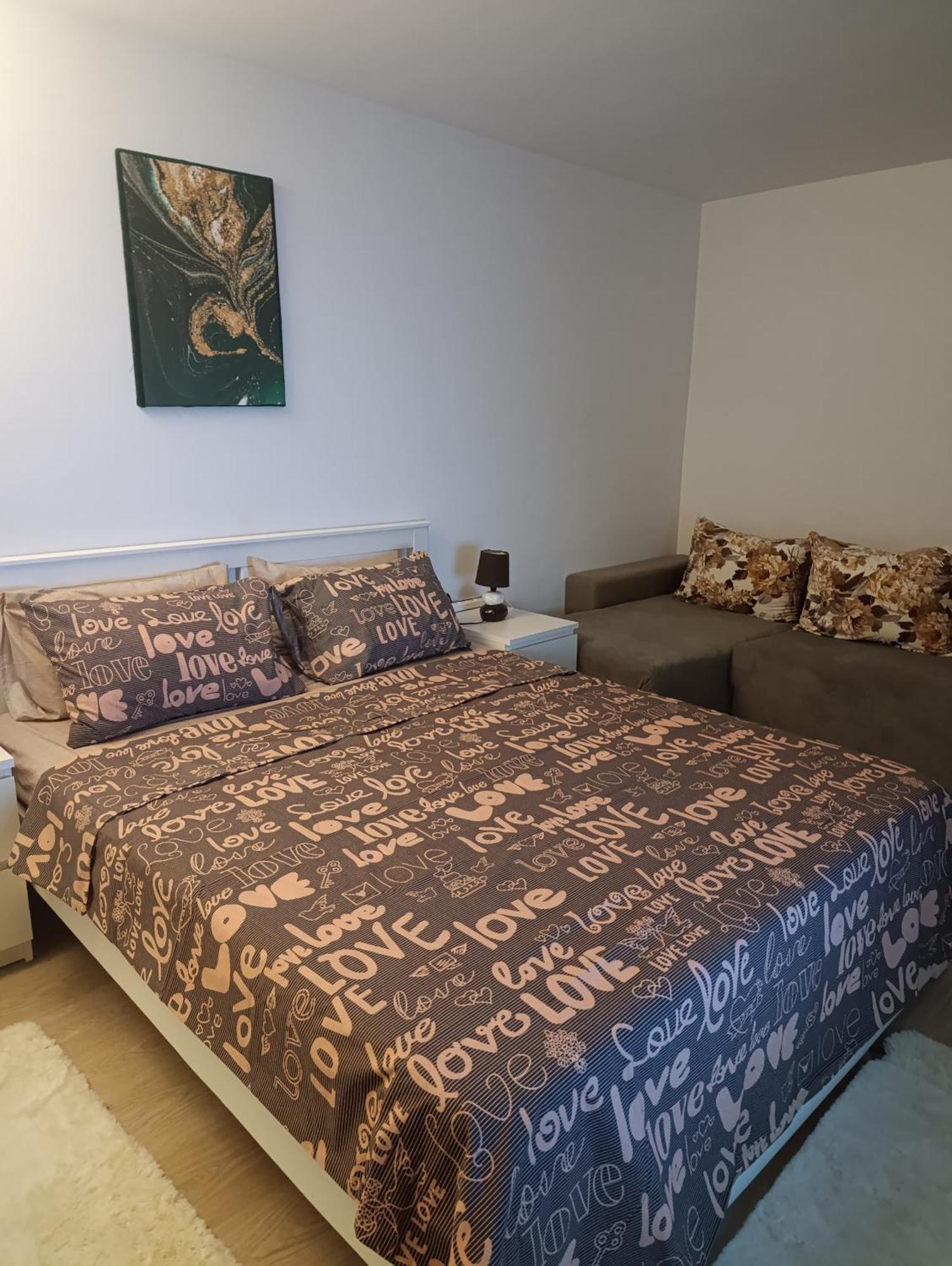Apartament Garsoniera REBECCA Tîrgu Ocna Zewnętrze zdjęcie